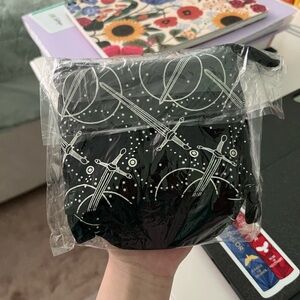 Illumicrate Atlas Six Pencil Case